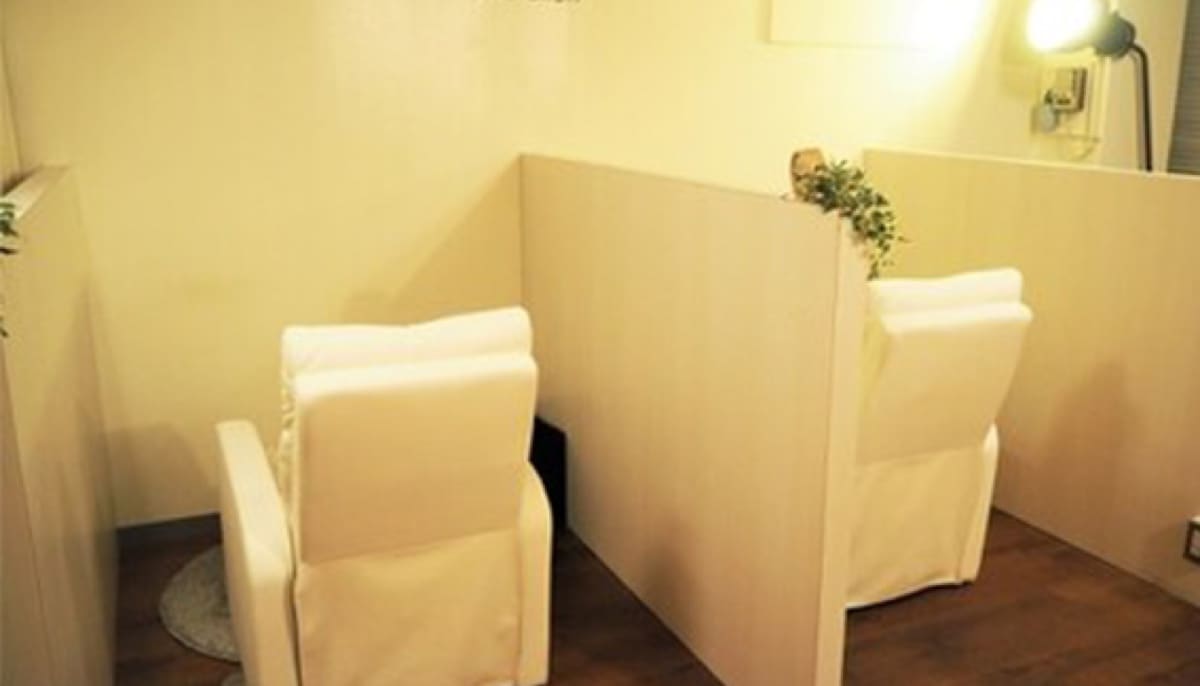 Work by Fere Bright 銀座店